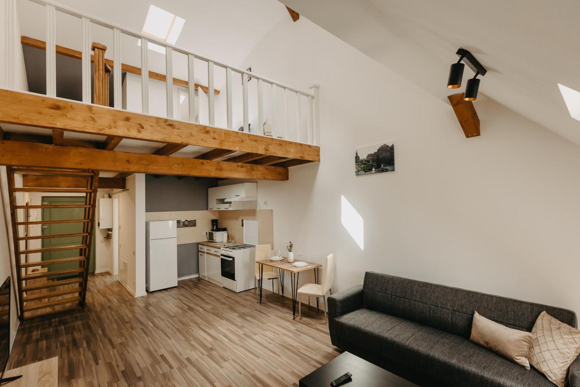 Holiday Apartments Central Τιμισοάρα Εξωτερικό φωτογραφία